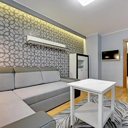 Bianca By Renters Apartment
